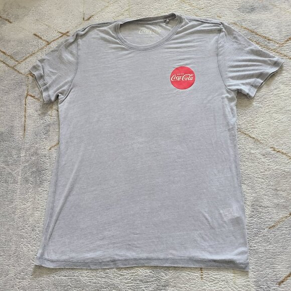 Lucky Brand x Coca-Cola Santa Claus Graphic T-Shirt Men’s L Gray Christmas Tee - Picture 3 of 5